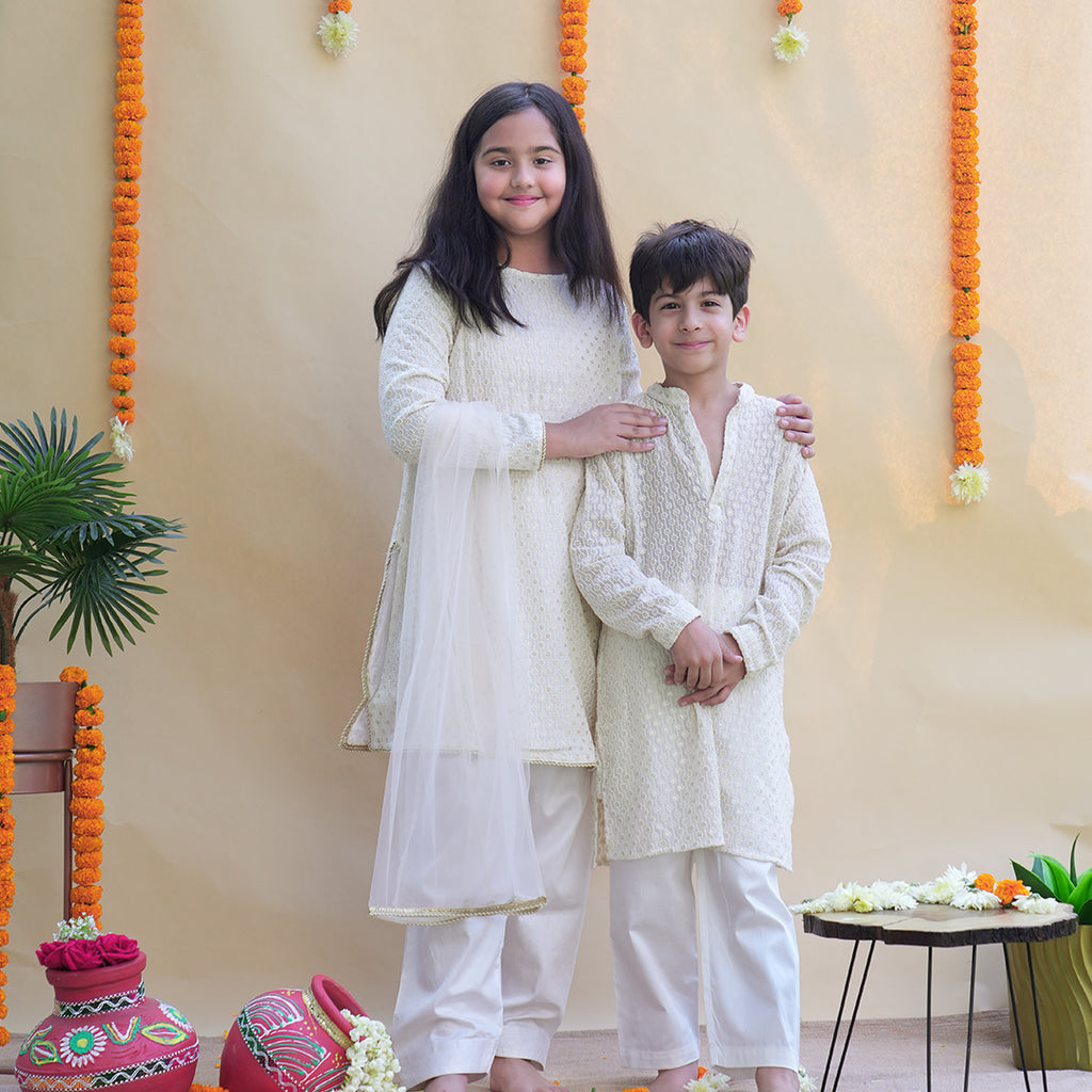 Subhro kurta set (Girl)