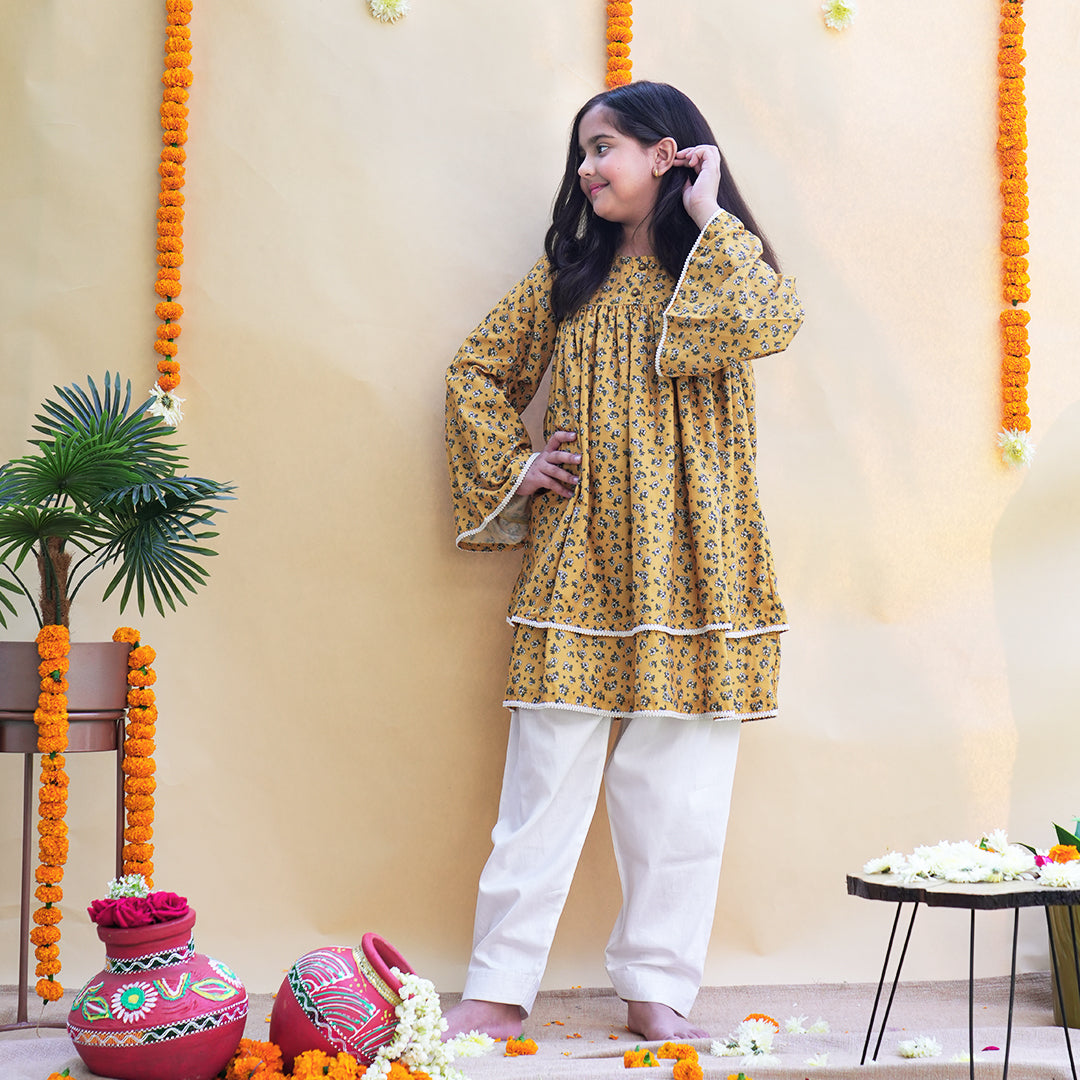 Haldi Heer kurta set