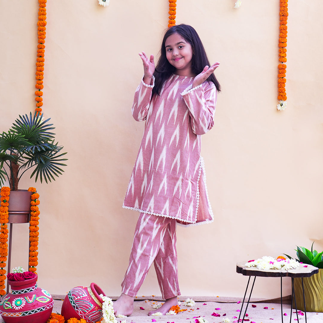 Charvi Ikhat Kurta set