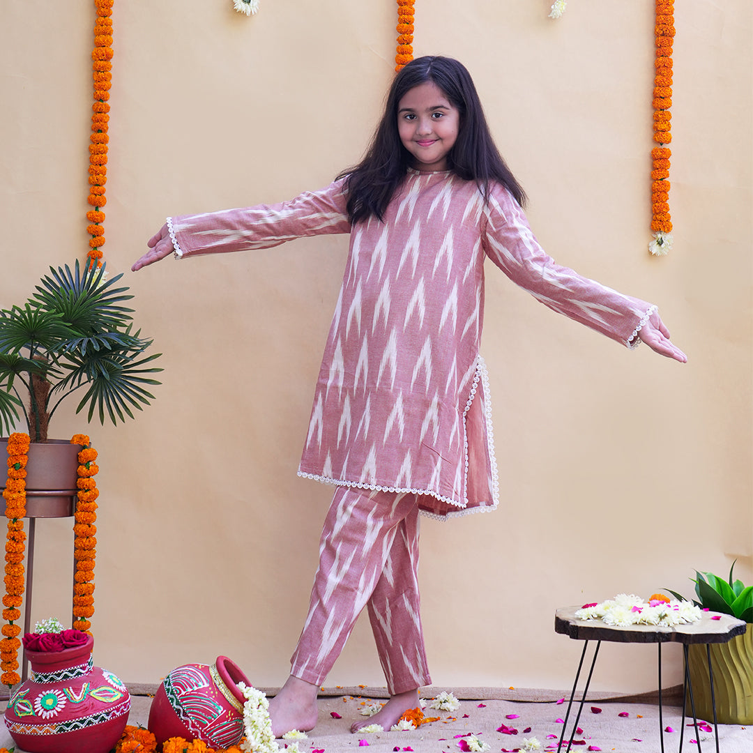 Charvi Ikhat Kurta set