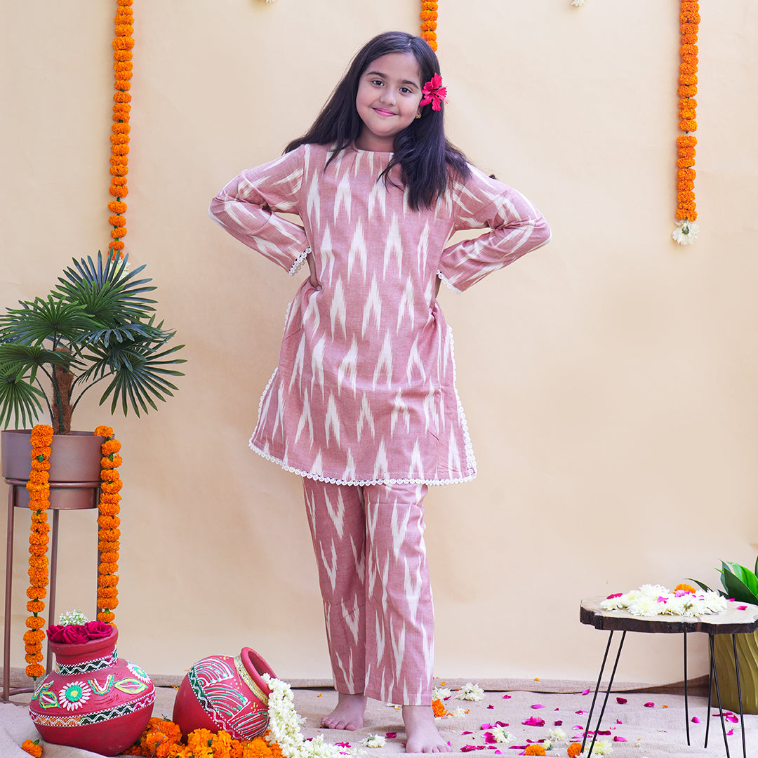 Charvi Ikhat Kurta set