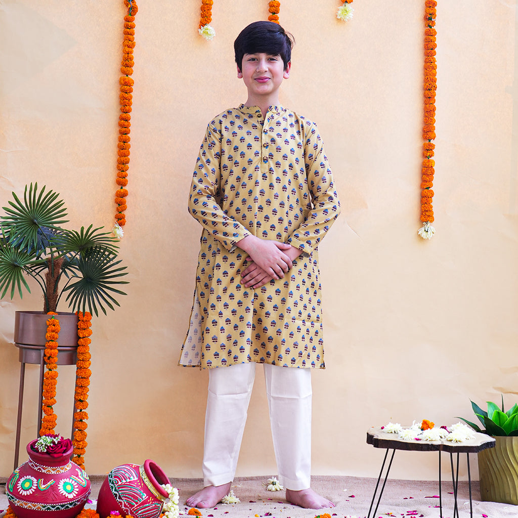 Tejas Kurta & Pyjama Set