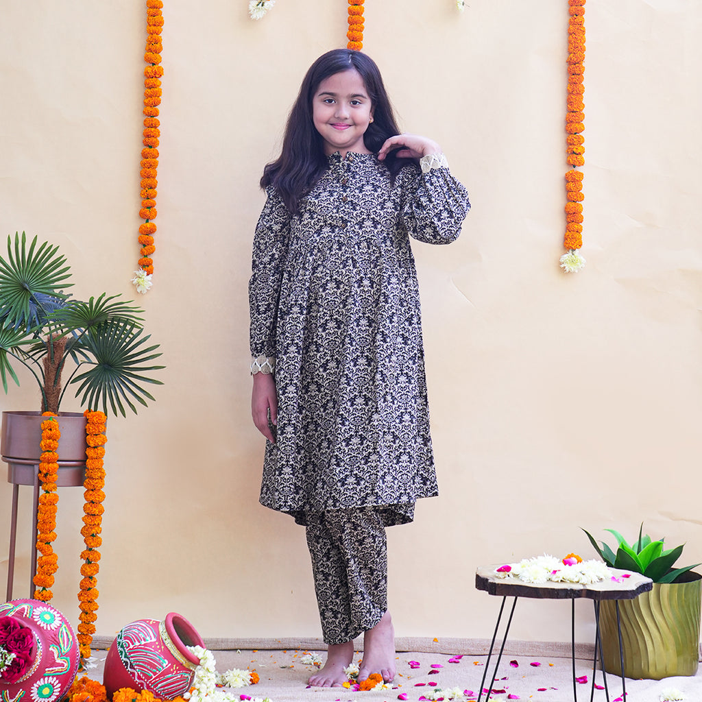 Shyama Manjari Kurta Set