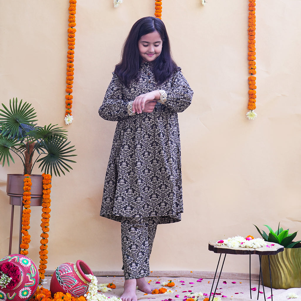 Shyama Manjari Kurta Set