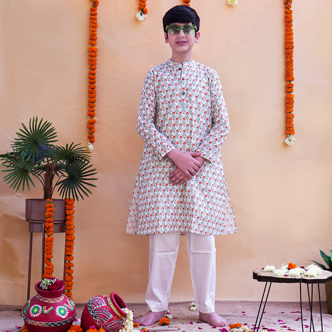 Phoolbuta Ivory Kurta & Pyjama