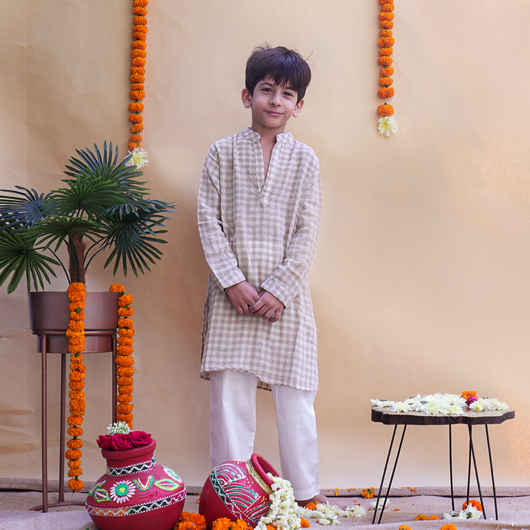 Chakor Jute charm kurta and pyjama
