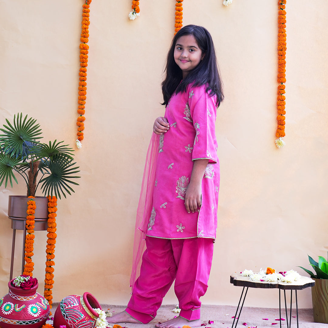 Gulab Organza Salwar Kameez