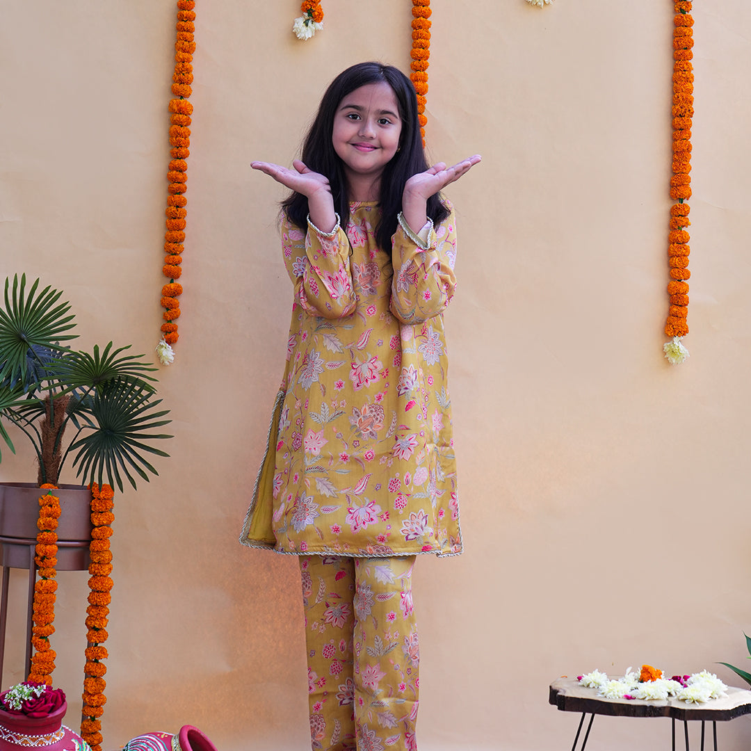 Bahaar Kurta Set
