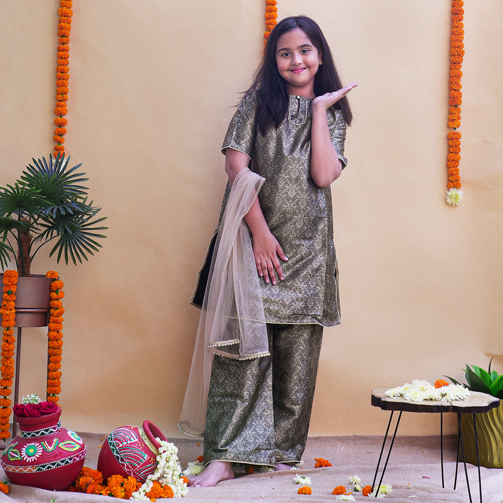 Kanchan Brocade Kurta set
