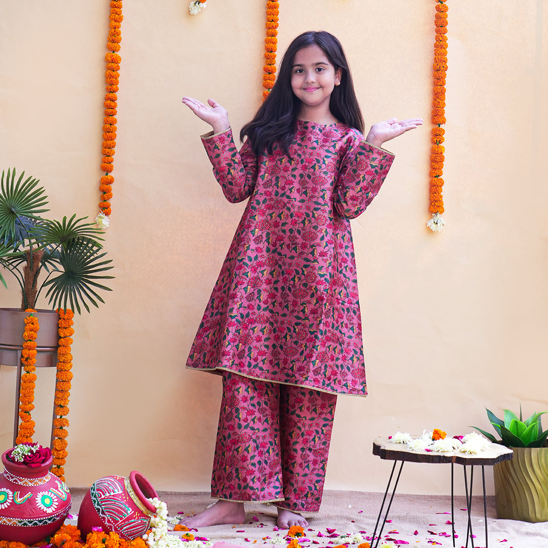 Kamal Komal Kurta set